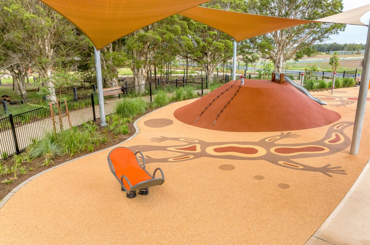 Kings-central park_playground_swing and slide
